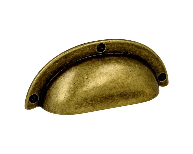 Uchwyt MUSZELKA 15120 - stary mosiądz / rozstaw 64 mm