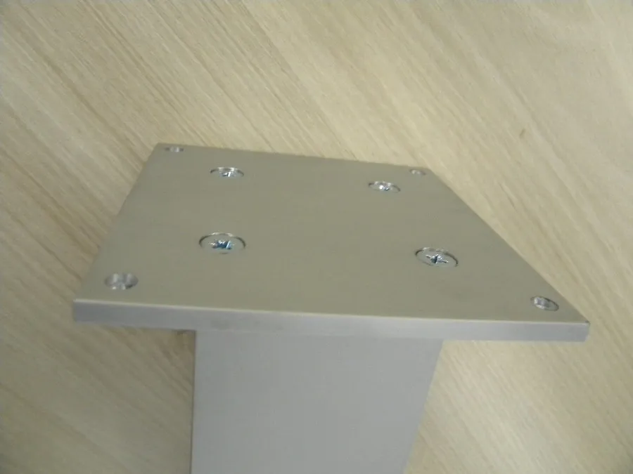 Noga meblowa aluminiowa kwadratowa 6 cm / 110 cm - naturalny