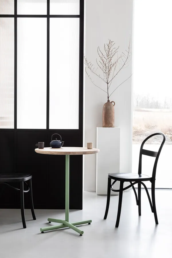 Stół okrągły restauracyjny PEAK - dąb moccha