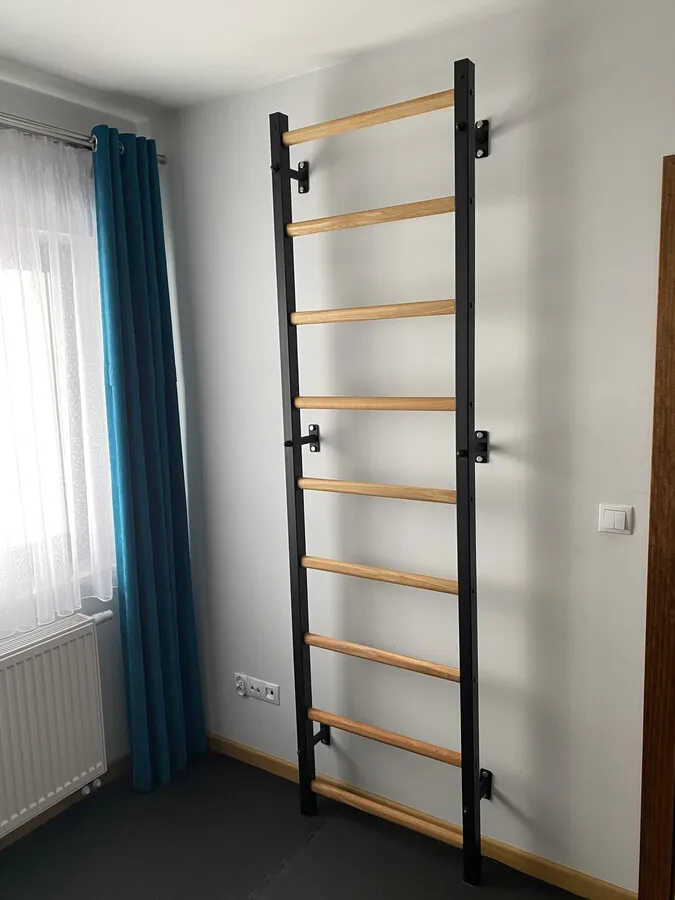 Drabinka gimnastyczna BenchK 700B - czarny