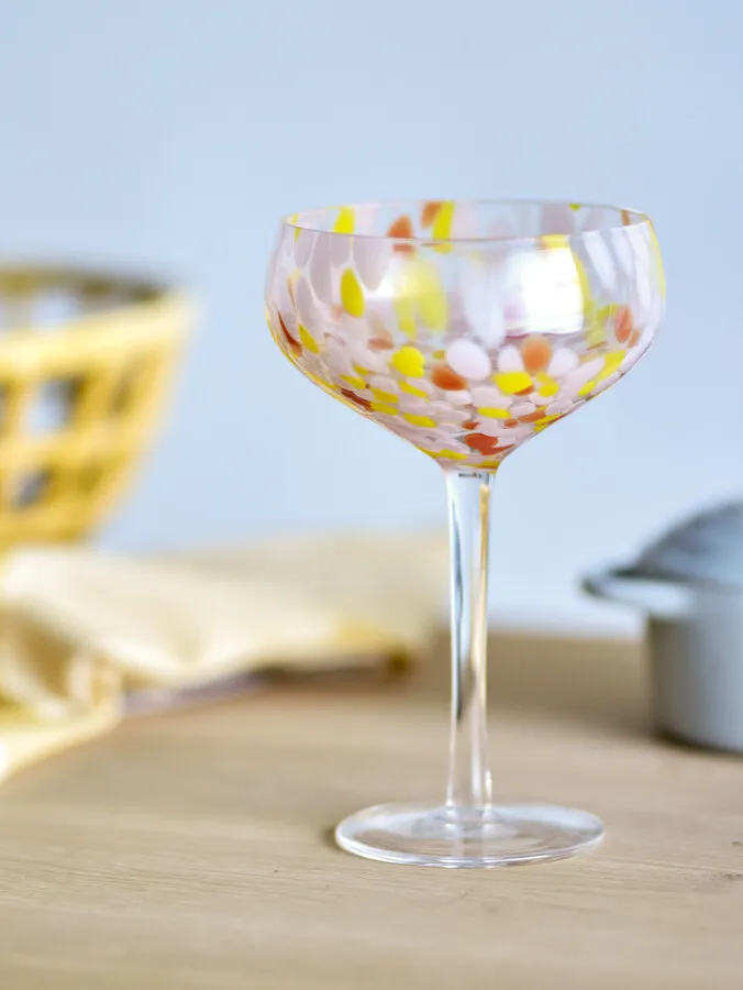 Kieliszek koktajlowy LILYA 295 ml - różowy