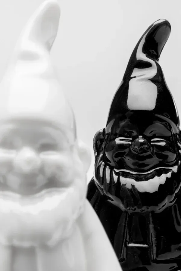 Solniczka i pieprzniczka GNOME - czarny/biały