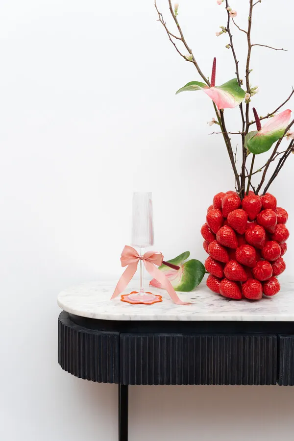 Wazon STRAWBERRIES 24 cm - czerwony