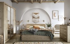 Naturalne boho w sypialni